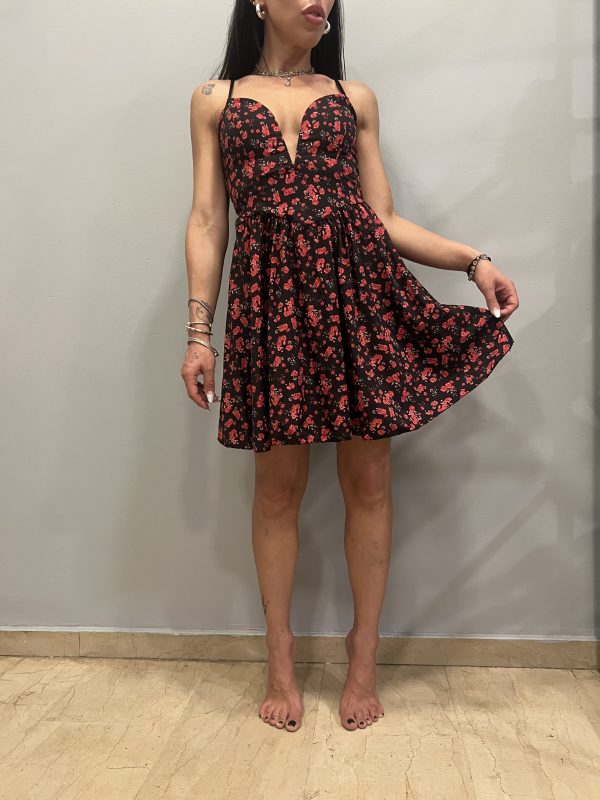 CUTE DRESS
