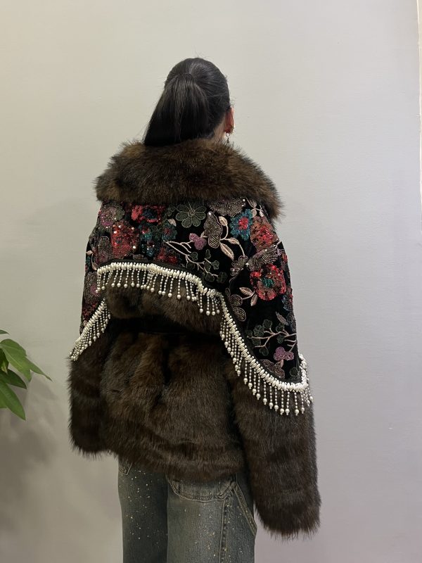 Celestian glow brown fur - Image 2