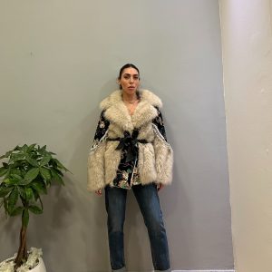 Celestian glow fur white