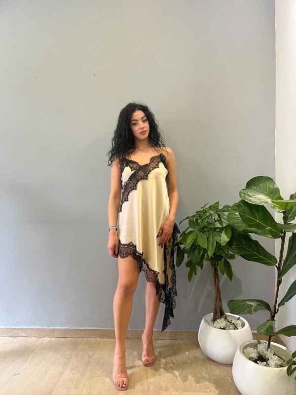 Dona beige dress