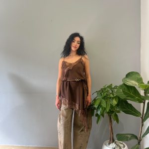 Dona brown dress
