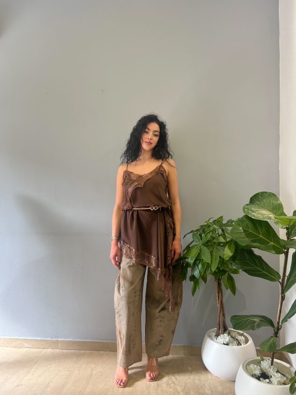 Dona brown dress