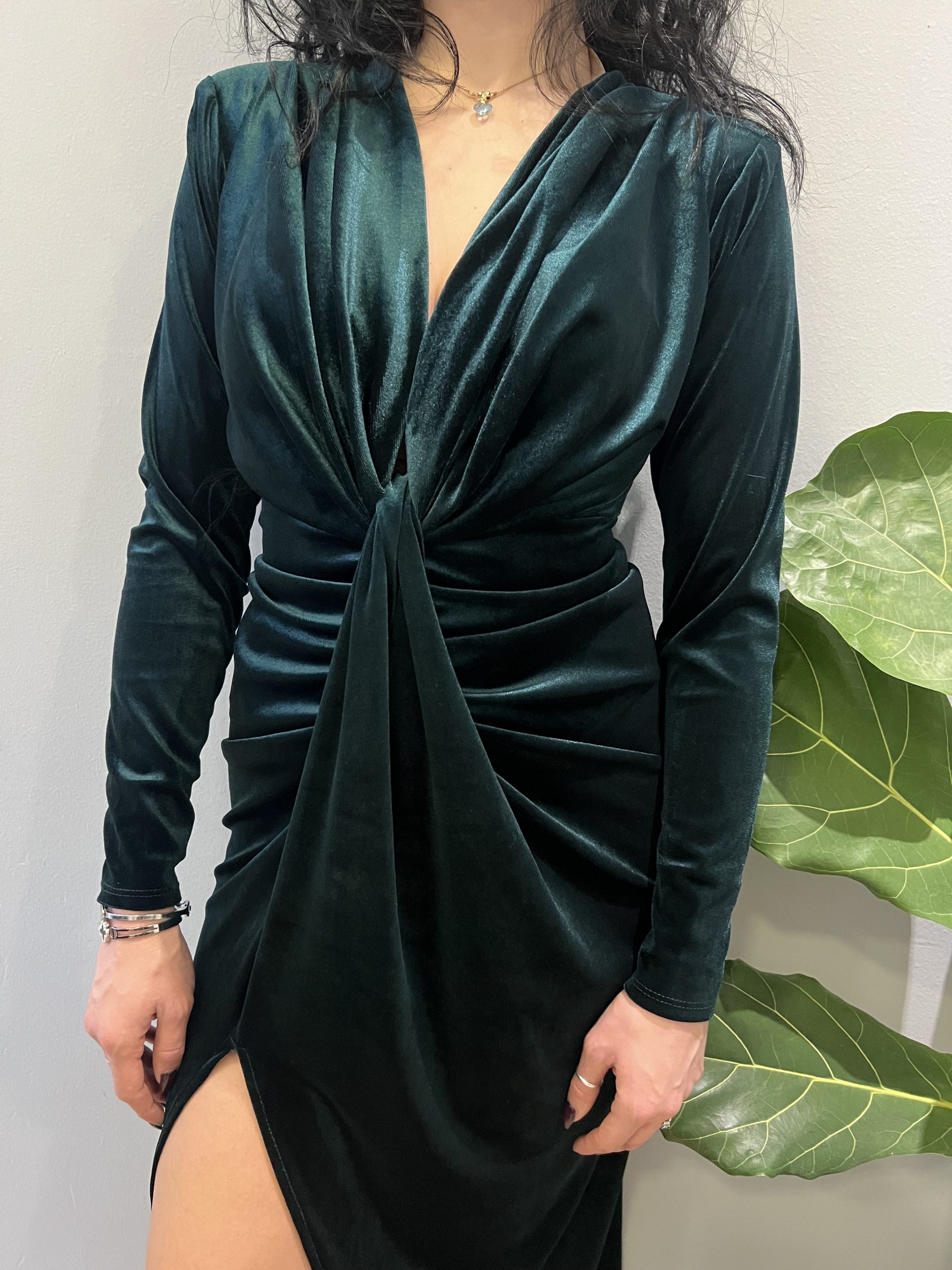 Green velvet dress - Image 2