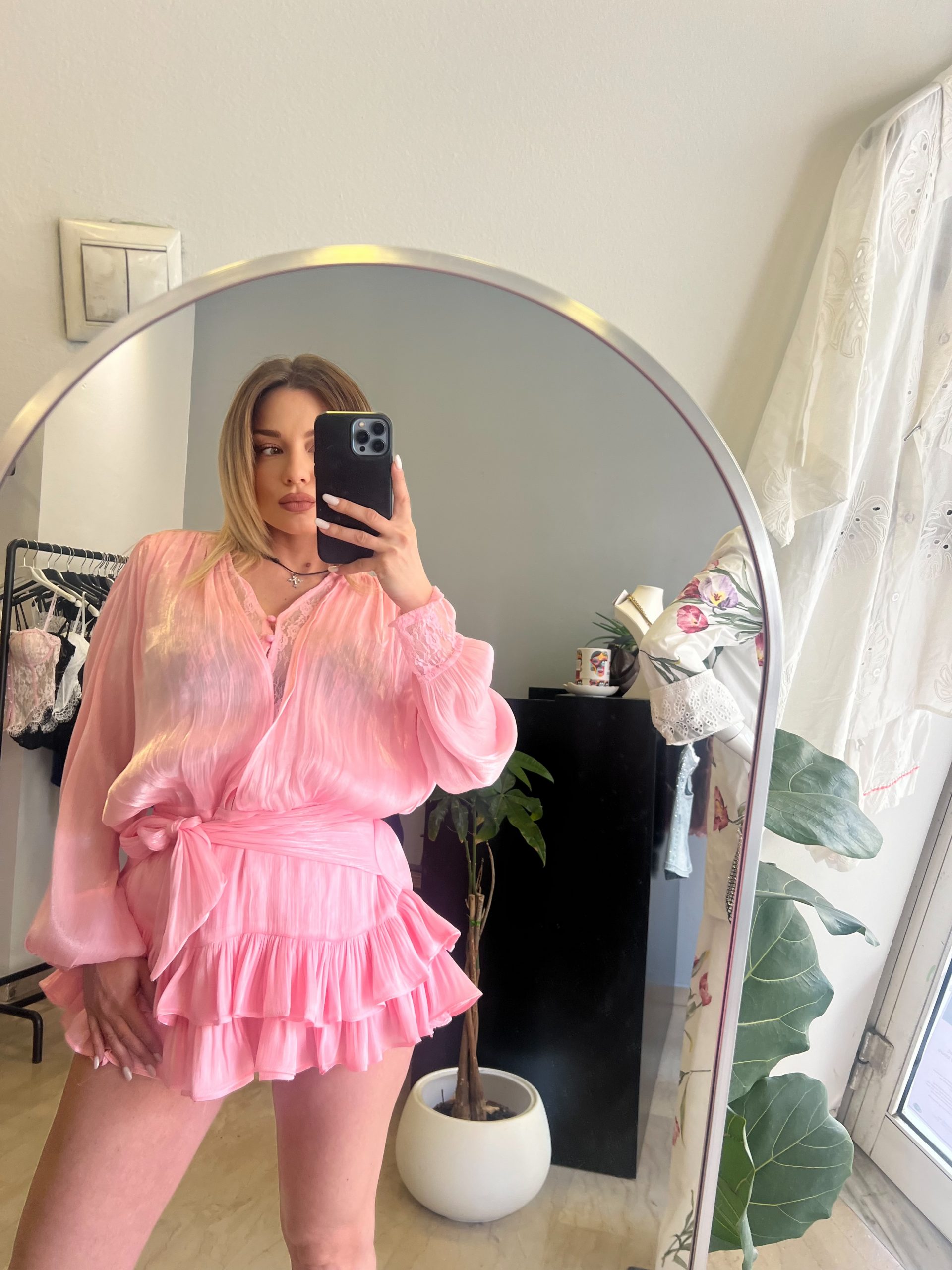 Barbie pink dress - Image 3