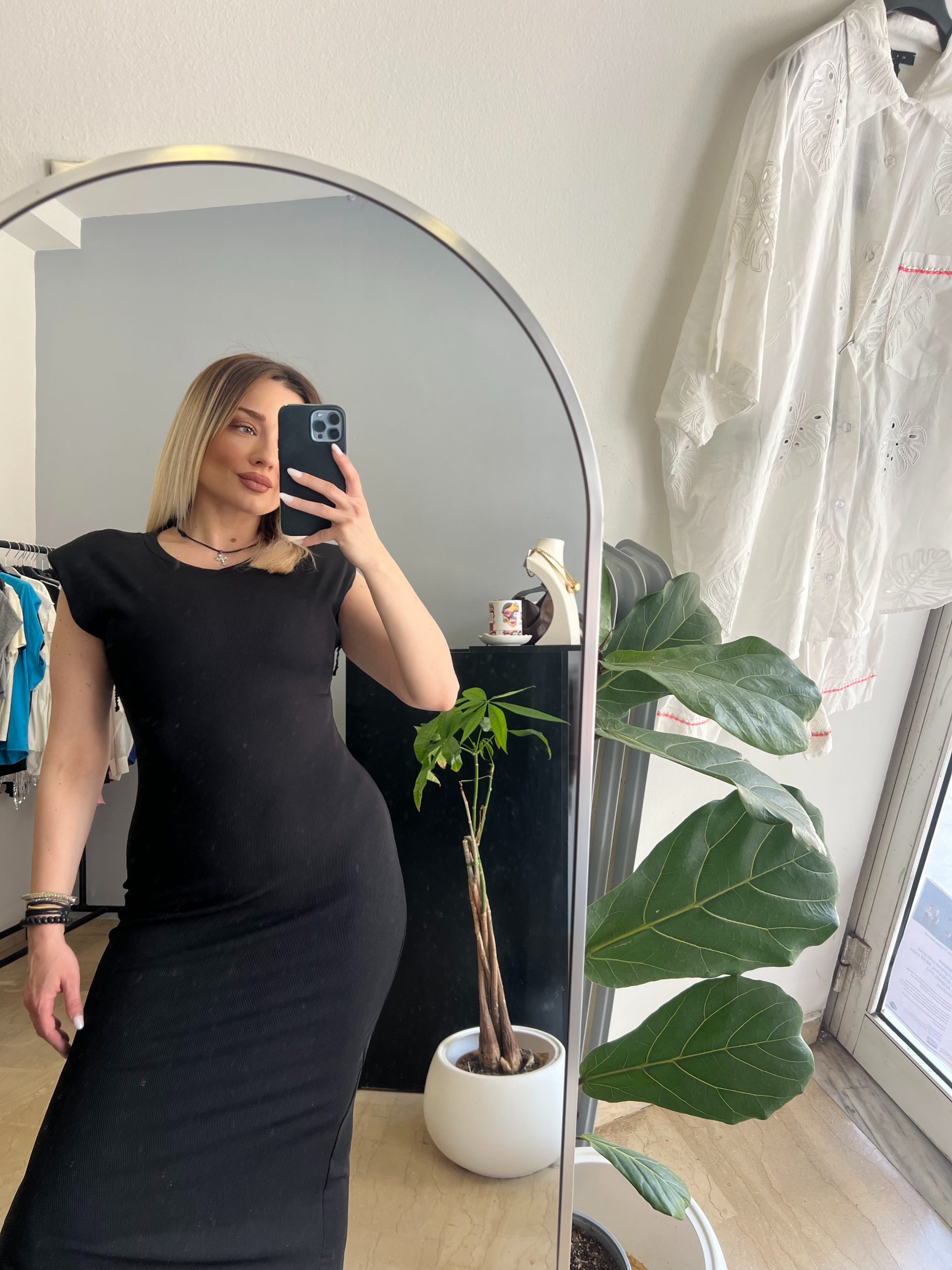 Black every day dress - Image 2
